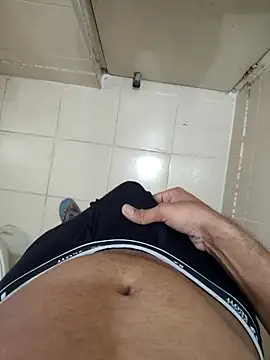 fueyyvvirub online show from 19, 2, 2026