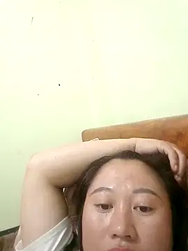 Ducky27021991 online show from 7, 10, 2025