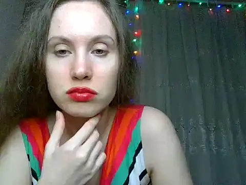 Snapshot of Lynirina chatting on 25, 5, 2026 Lynirina online show from 25, 5, 2026