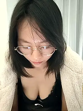 nini10052025 online show from 29, 10, 2025