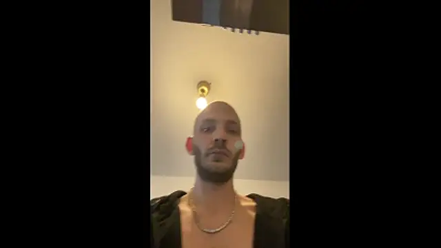 MolleDolle online show from 9, 4, 2026