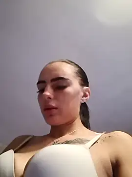 Snapshot of Virgin_Hot_Girl chatting on 8, 10, 2025 Virgin Hot Girl online show from 8, 10, 2025