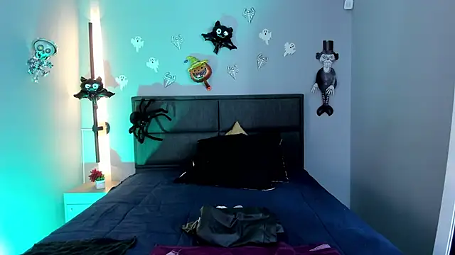 rose more   online show from 22, 10, 2025