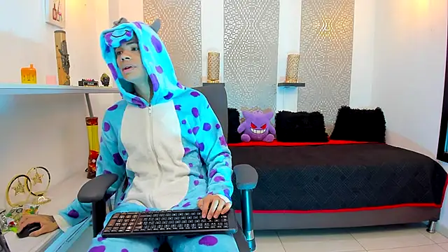 Snapshot of JacobBlackwell_ chatting on 5, 11, 2025 JacobBlackwell online show from 5, 11, 2025