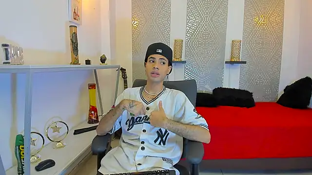 Snapshot of JacobBlackwell_ chatting on 13, 11, 2025 JacobBlackwell online show from 13, 11, 2025