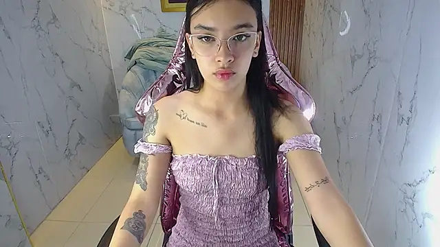 Snapshot of alana_rosse_s chatting on 29, 11, 2025 alana rosse s online show from 29, 11, 2025