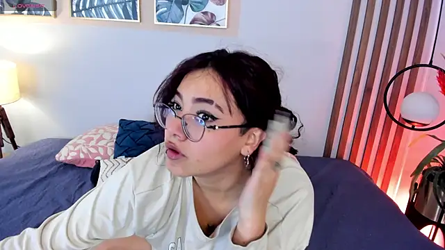 Snapshot of sunny_maya_ chatting on 19, 10, 2025 sunny maya online show from 19, 10, 2025
