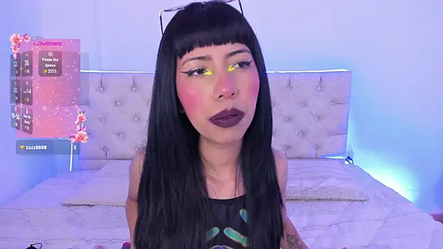 Snapshot of Nina_fox_0691 chatting on 29, 11, 2025 Nina fox 0691 online show from 29, 11, 2025