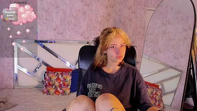 Snapshot of benny_wilson chatting on 24, 11, 2025 benny wilson online show from 24, 11, 2025