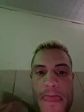 Testcam69 online show from 10, 4, 2026