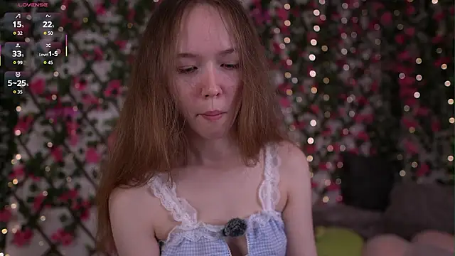 Snapshot of Petite_Polly chatting on 17, 2, 2026 Petite Polly online show from 17, 2, 2026