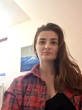 Nika aa online show from 7, 10, 2025