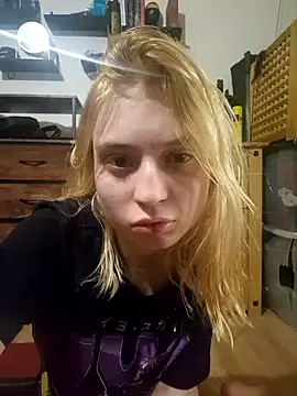 cinnamon-xx online show from 10, 5, 2026