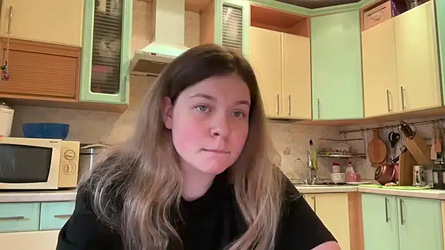 Crave Elise online show from 22, 10, 2025