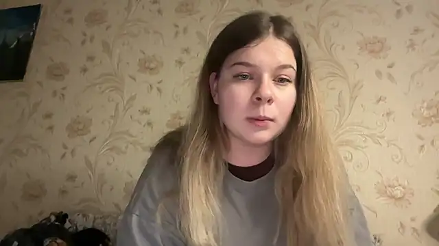 Crave Elise online show from 30, 10, 2025