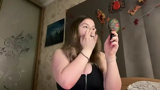 Crave Elise online show from 14, 12, 2025