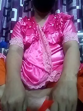 Snapshot of Megla879 chatting on 10, 10, 2025 Megla879 online show from 10, 10, 2025