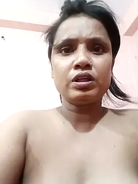 Snapshot of Megla879 chatting on 13, 10, 2025 Megla879 online show from 13, 10, 2025