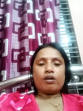 Snapshot of Megla879 chatting on 14, 10, 2025 Megla879 online show from 14, 10, 2025