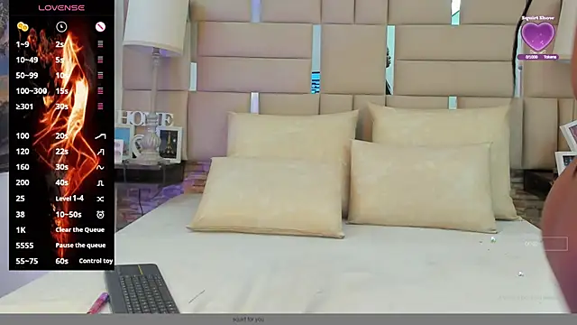 Snapshot of BeverlyMadison_ chatting on 30, 10, 2025 BeverlyMadison online show from 30, 10, 2025