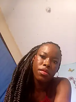 Snapshot of BeverlyMadison_ chatting on 21, 11, 2025 BeverlyMadison online show from 21, 11, 2025