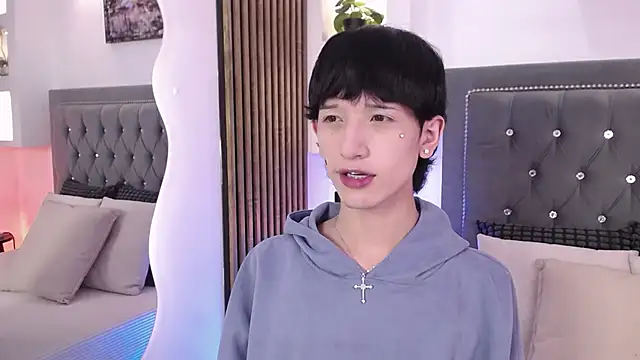 Emo Boy  online show from 7, 6, 2026