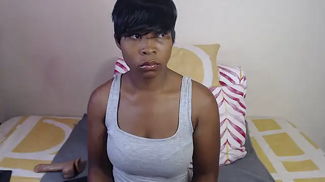 Snapshot of Tillah87 chatting on 19, 10, 2025 Tillah87 online show from 19, 10, 2025