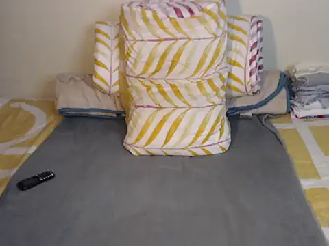 Snapshot of Tillah87 chatting on 21, 10, 2025 Tillah87 online show from 21, 10, 2025