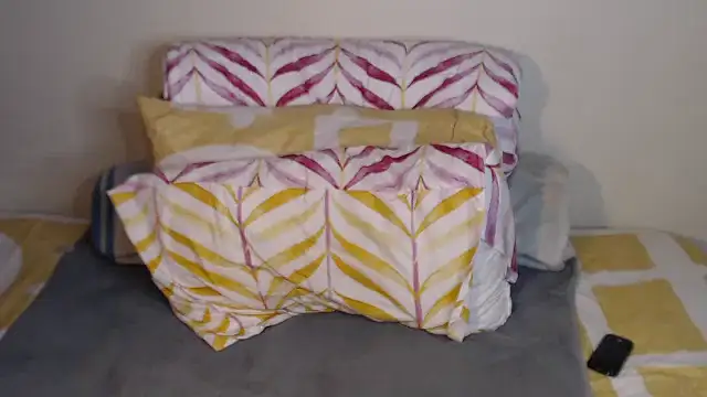 Snapshot of Tillah87 chatting on 24, 10, 2025 Tillah87 online show from 24, 10, 2025