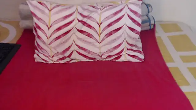 Snapshot of Tillah87 chatting on 27, 10, 2025 Tillah87 online show from 27, 10, 2025