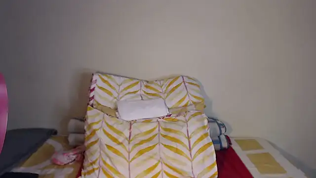 Snapshot of Tillah87 chatting on 28, 10, 2025 Tillah87 online show from 28, 10, 2025