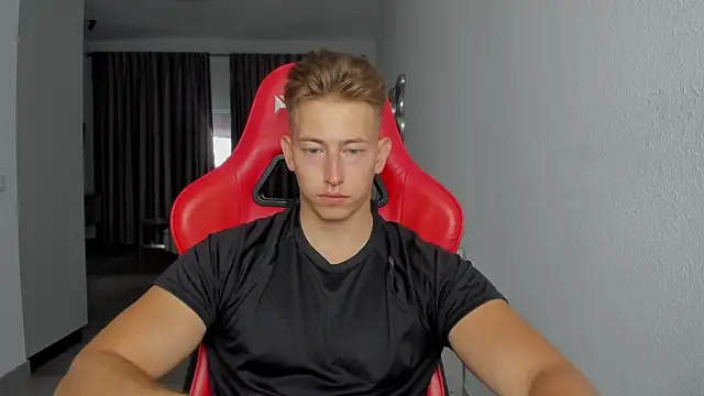 Snapshot of find0m_master chatting on 1, 11, 2025 find0m master online show from 1, 11, 2025