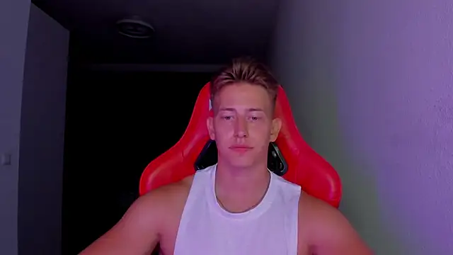 Snapshot of find0m_master chatting on 10, 11, 2025 find0m master online show from 10, 11, 2025