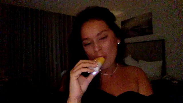 Fayronna online show from 10, 2, 2026