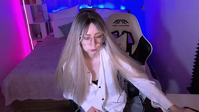 sofiisun online show from 4, 11, 2025