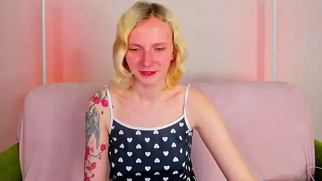 LikiLips online show from 15, 5, 2026