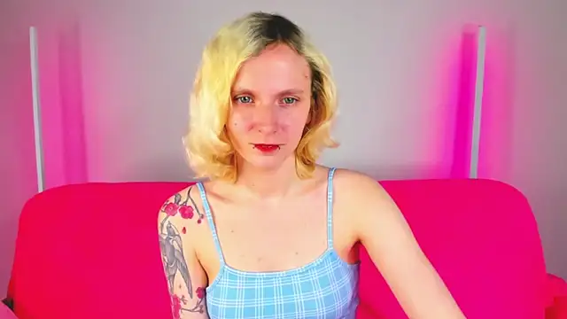 LikiLips online show from 25, 5, 2026