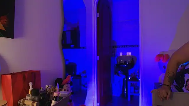 Snapshot of Rosee_smith_ chatting on 8, 11, 2025 Rosee smith online show from 8, 11, 2025