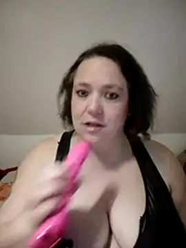 Michelle Livia online show from 24, 10, 2025