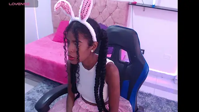 thianahorny online show from 16, 10, 2025