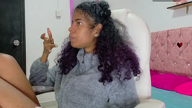 thianahorny online show from 26, 3, 2026