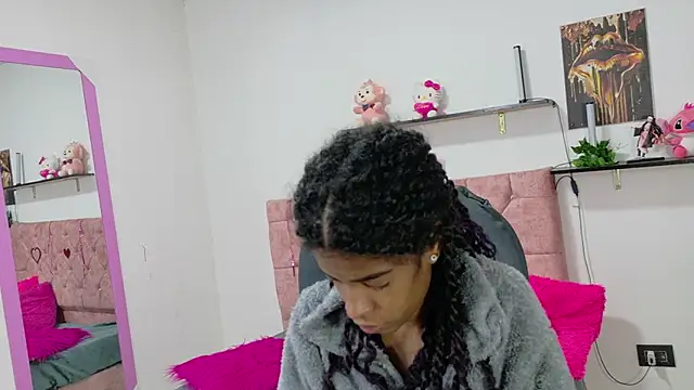 thianahorny online show from 3, 4, 2026