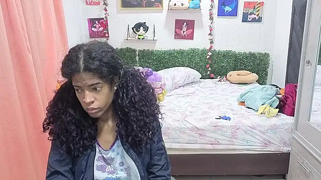 thianahorny online show from 21, 7, 2026