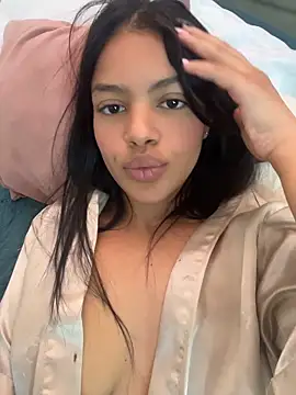Snapshot of MeganHillss chatting on 12, 6, 2026 MeganHillss online show from 12, 6, 2026