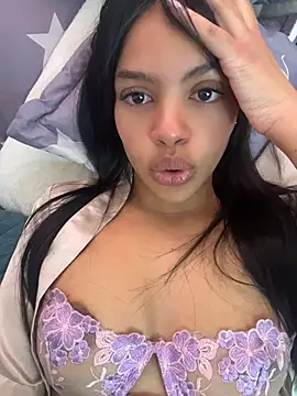 Snapshot of MeganHillss chatting on 23, 6, 2026 MeganHillss online show from 23, 6, 2026