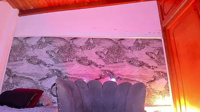 Ethan thouse online show from 16, 12, 2025