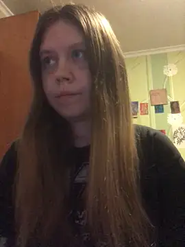 LunaVirelle online show from 5, 3, 2026