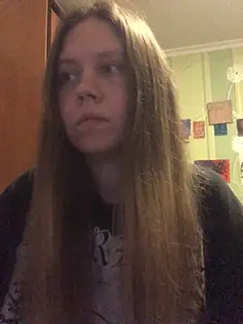 LunaVirelle online show from 14, 4, 2026