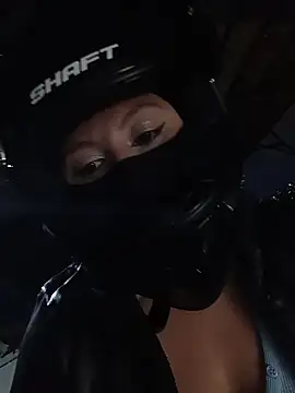 Snapshot of Scarlet_Aura chatting on 5, 11, 2025 Scarlet Aura online show from 5, 11, 2025