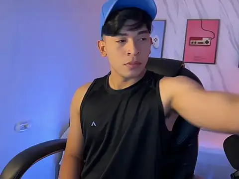 Snapshot of David_Nova chatting on 9, 11, 2025 David Nova online show from 9, 11, 2025